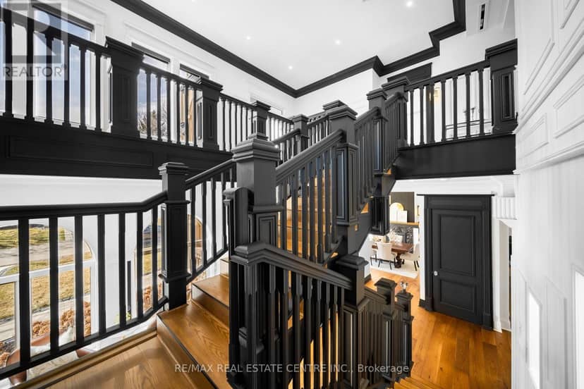23 Cameron Drive — photo 19 of 40