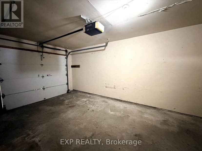 6 - 195 Ferguson Drive — photo 31 of 35