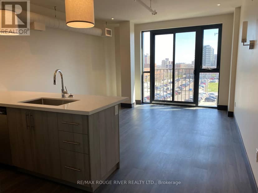 408 - 121 King Street E — photo 4 of 14