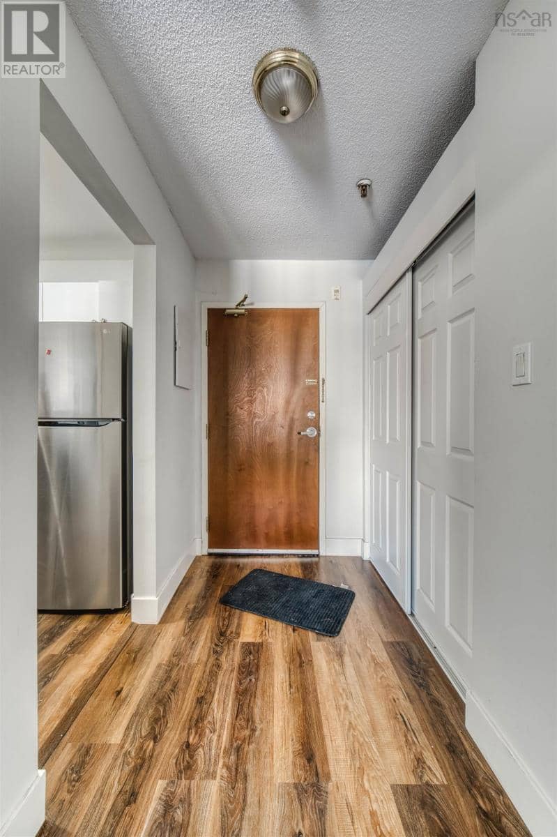 106 51 River Lane — photo 18 of 28
