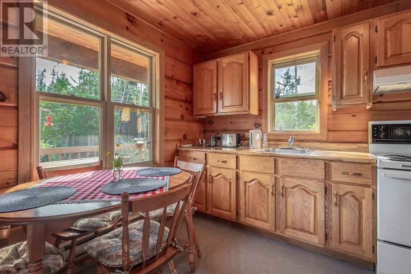 8132 Gabarus Highway — photo 15 of 34