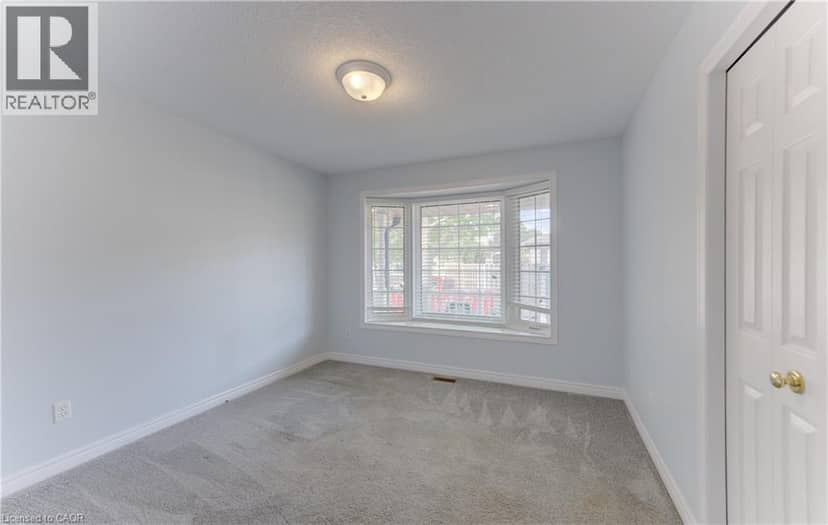 25 BANKSIDE Drive Unit# 2, Kitchener, photo 2