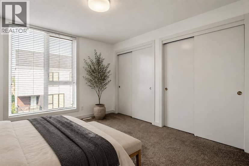 3529 69 Street NW — photo 22 of 33
