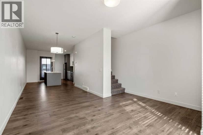 3529 69 Street NW — photo 19 of 33