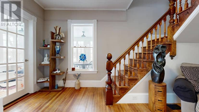 1484 Bridge Street — photo 30 of 40