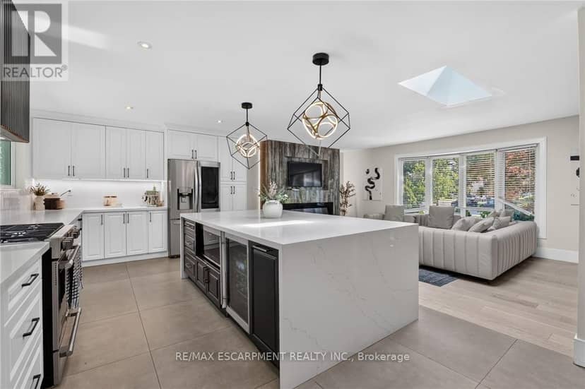 9 Leslie Drive — photo 16 of 40