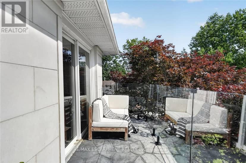 9 Leslie Drive — photo 27 of 40