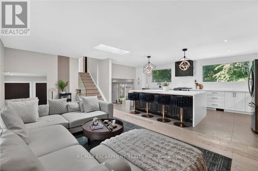 9 Leslie Drive — photo 11 of 40