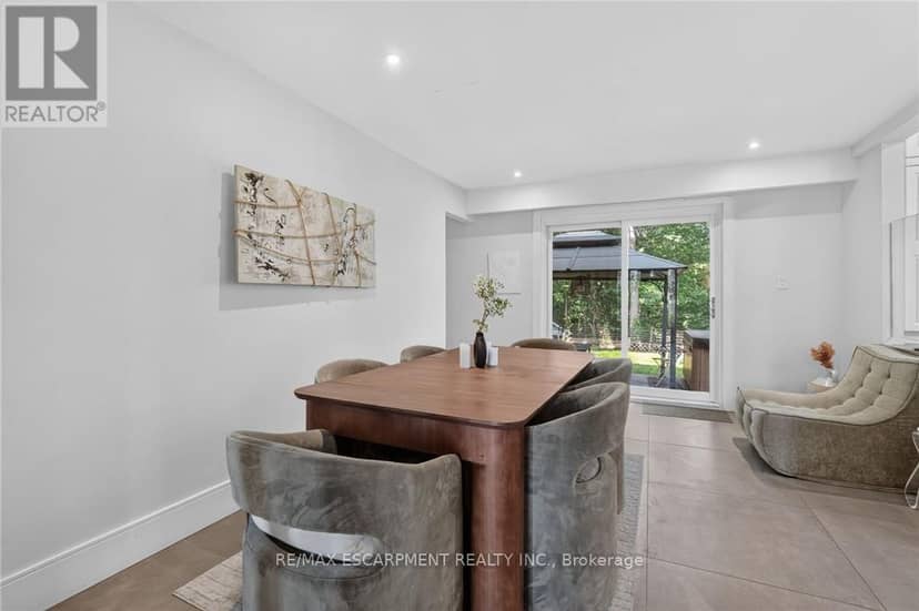 9 Leslie Drive — photo 31 of 40