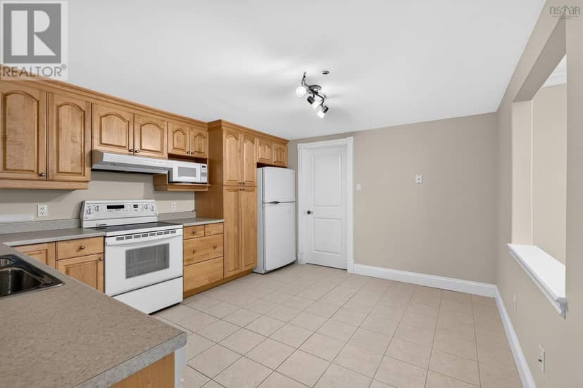 306 1540 Summer Street — photo 28 of 40