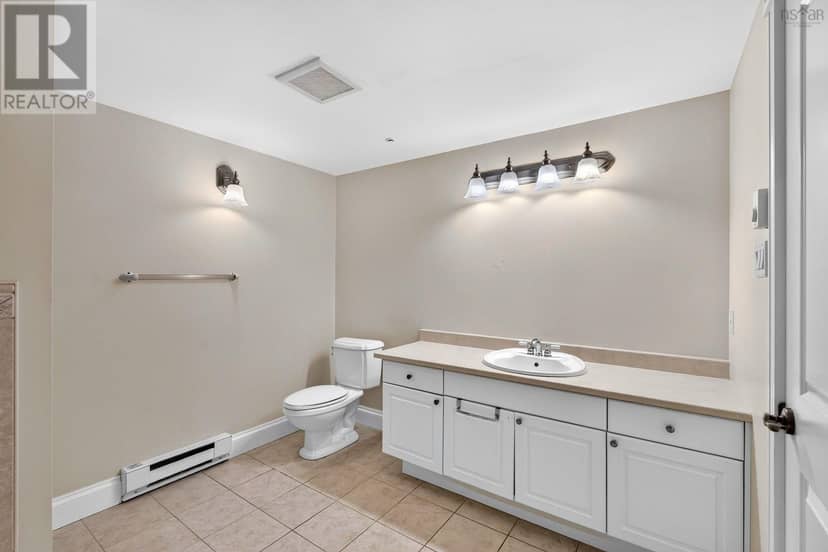 306 1540 Summer Street — photo 38 of 40