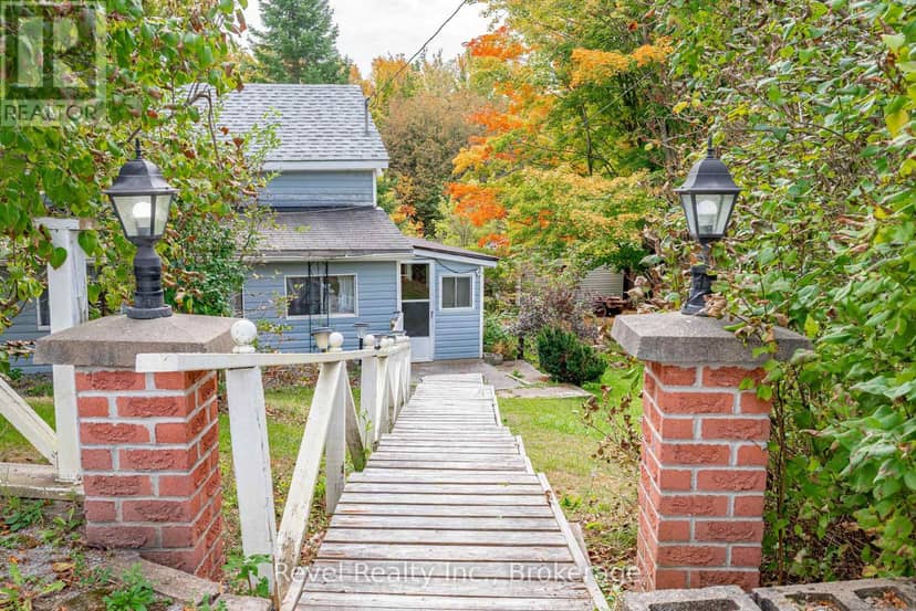 14 Richmond Street E — photo 11 of 40