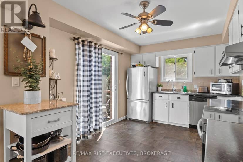 149 Grenadier Drive — photo 17 of 40