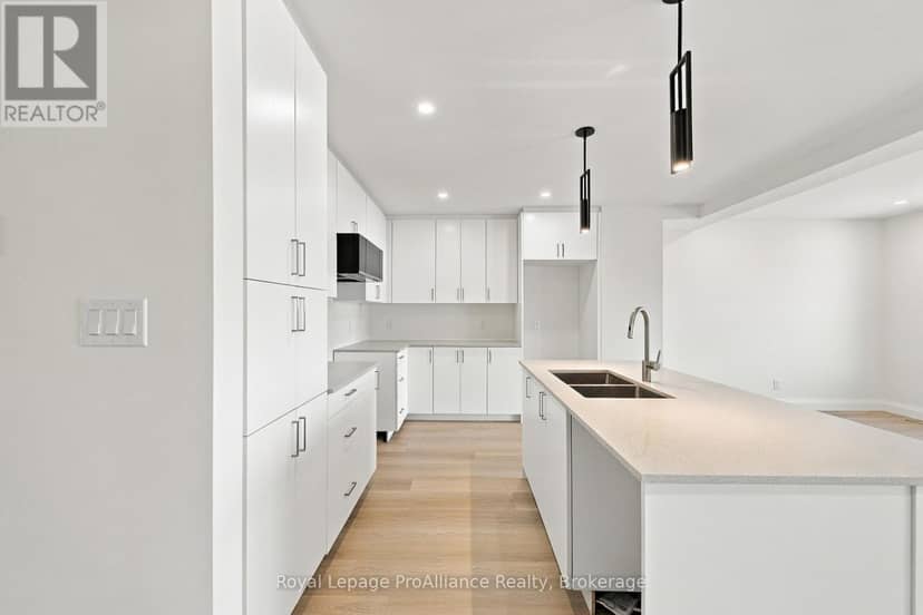 8 Ambrosia Way — photo 13 of 40