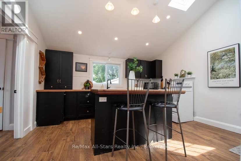 96 Regent Street — photo 15 of 40