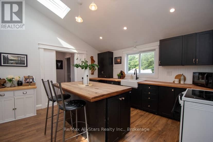 96 Regent Street — photo 17 of 40