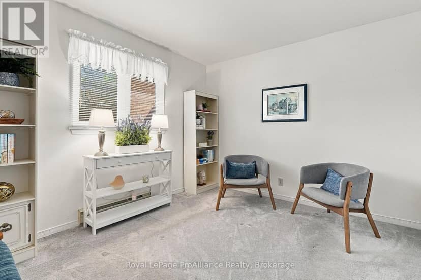 10 - 179 Herchimer Avenue — photo 19 of 27
