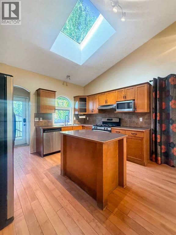 105 Riverwood Manor W, Lethbridge, photo 5
