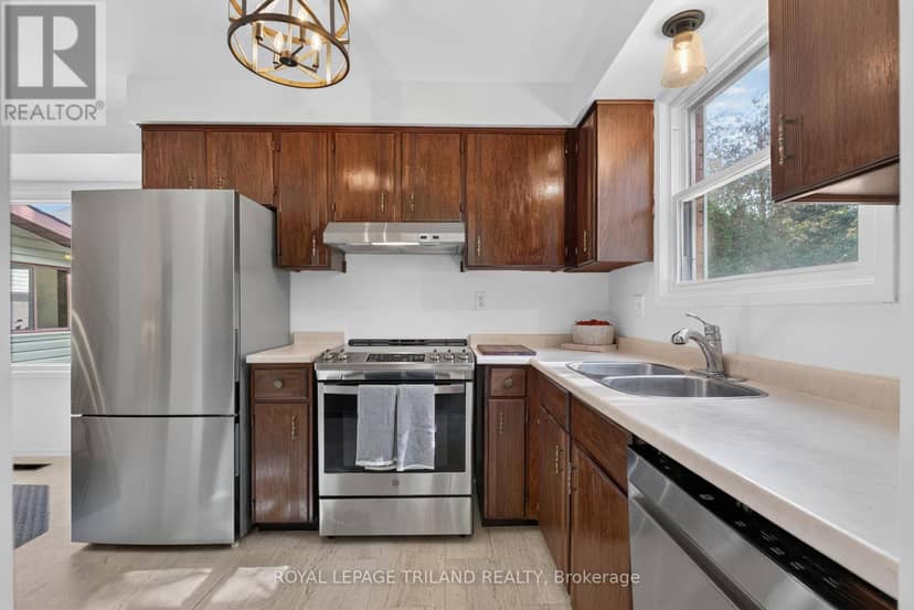 4996 Marion Street, Thames Centre, photo 8