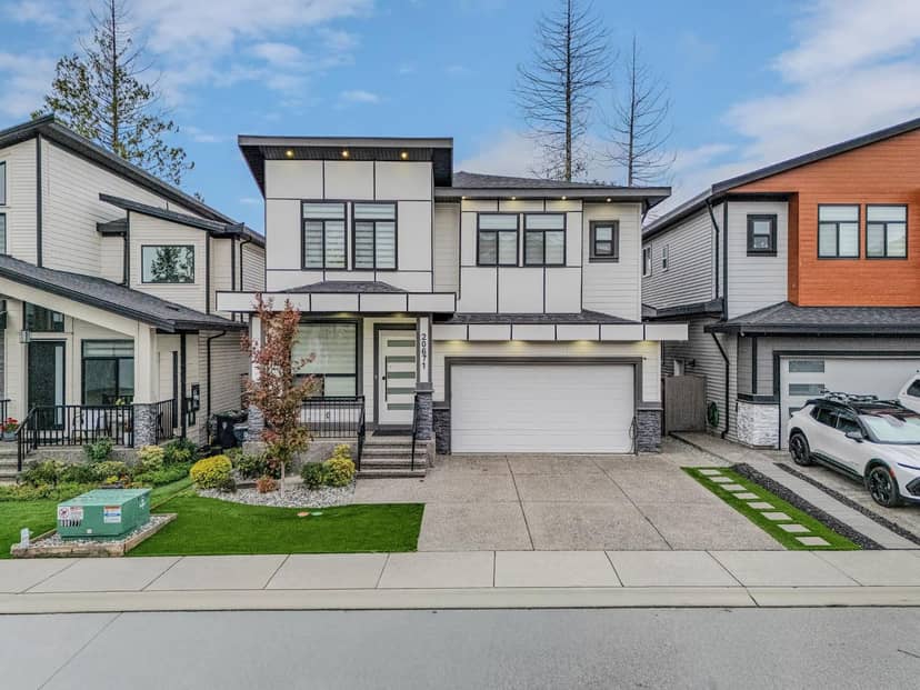 20671 76B AVENUE, Langley