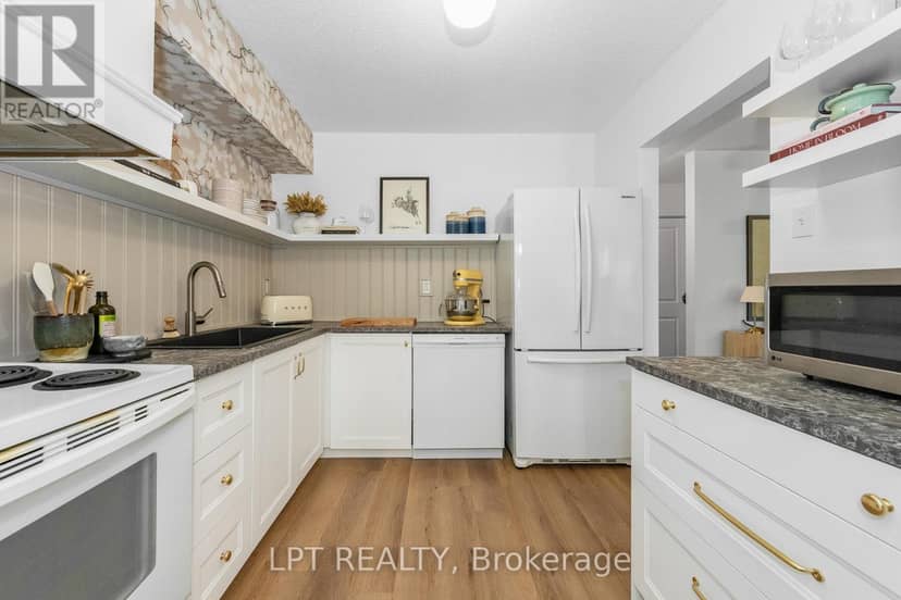 7J - 2080 Ogilvie Road — photo 14 of 29