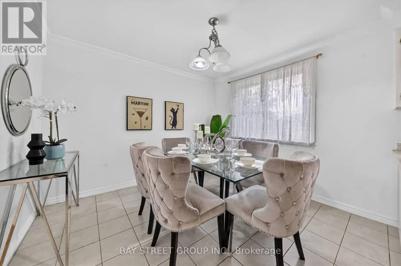 95 Tineta Crescent, Toronto, photo 7
