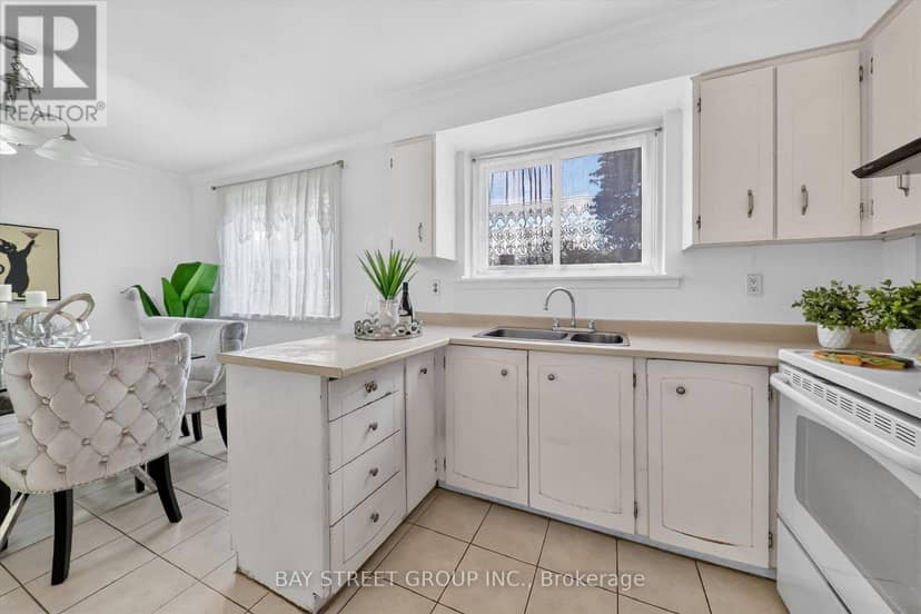 95 Tineta Crescent — photo 9 of 24