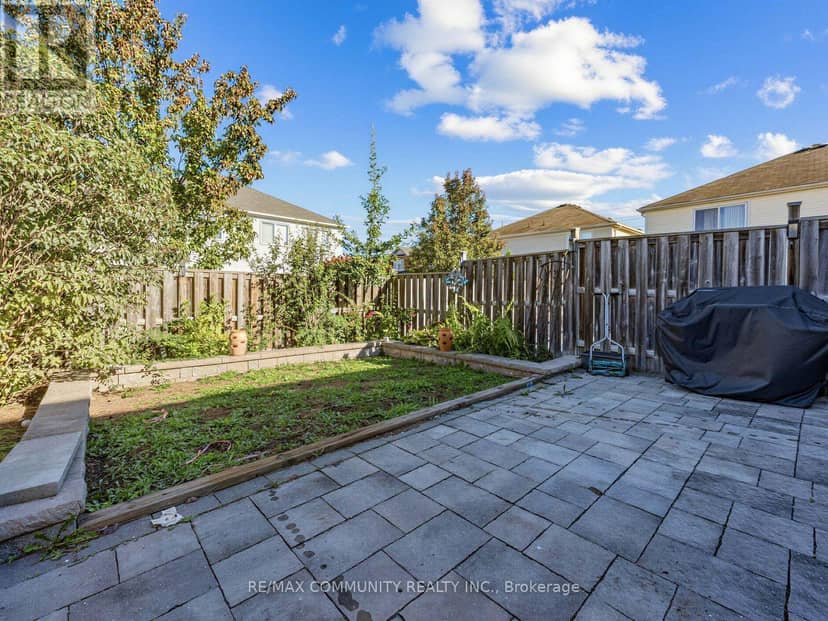 45 Tozer Crescent — photo 36 of 36