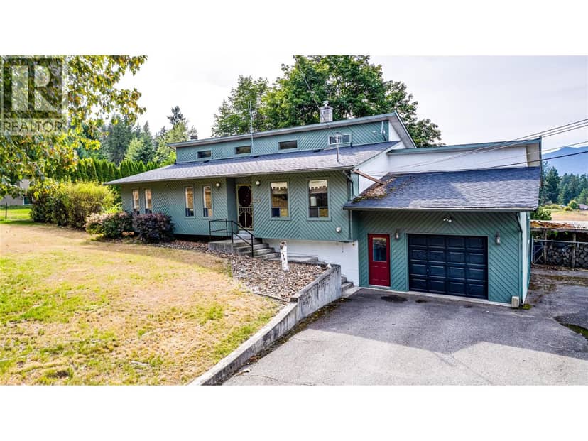 3275 Upper McLeod Road, Spallumcheen, photo 2