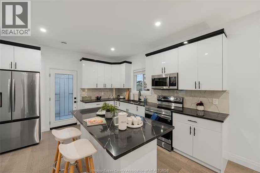 665 Alexandrine Street — photo 9 of 40