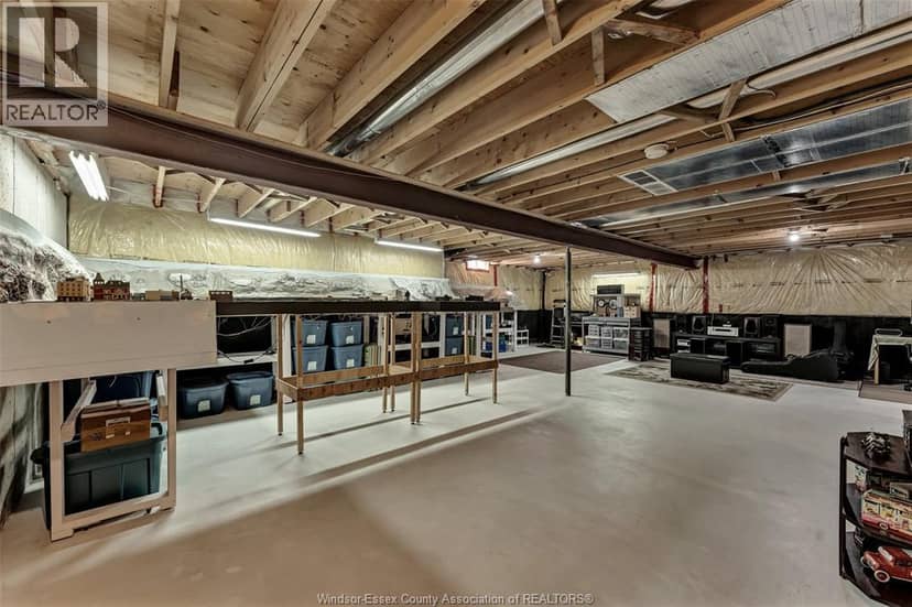 2207 Katella — photo 15 of 21