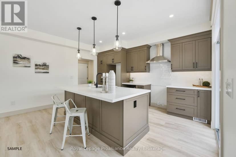 7 Willowbrook Street — photo 11 of 26