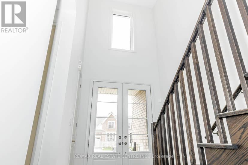 9 Mayapple Street, Adjala-Tosorontio, photo 4