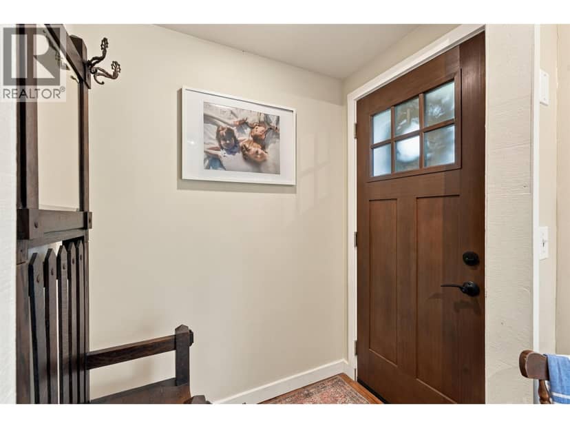 5734 PEBBLE CRESCENT, Sechelt, photo 3