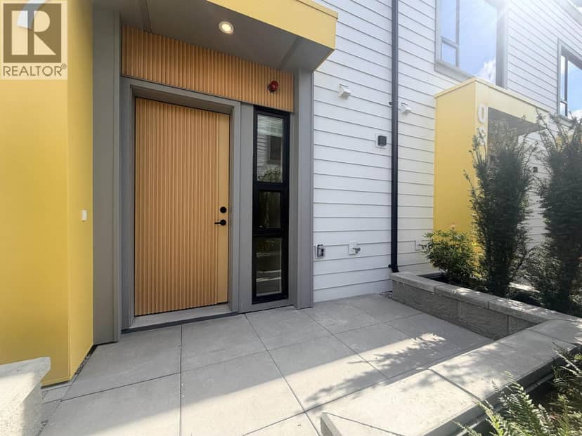 8899 SPIRES ROAD, Richmond, photo 2