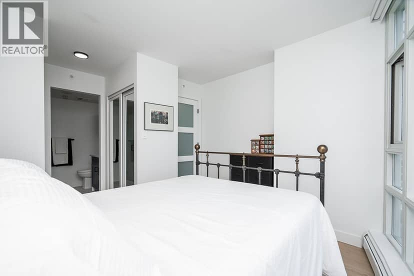 906 189 DAVIE STREET, Vancouver, photo 8