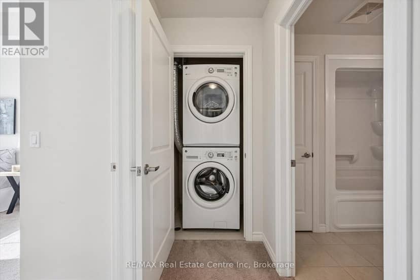 134 - 1077 Gordon Street — photo 12 of 16