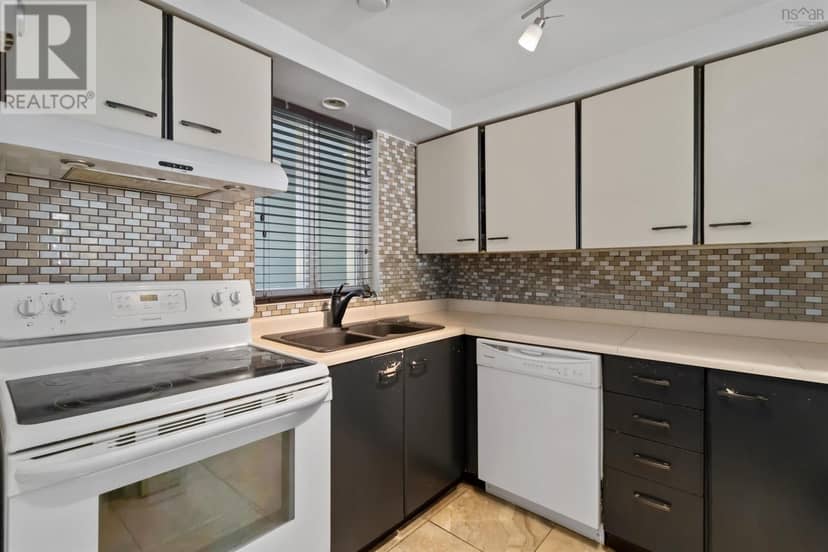 312 61 Nelsons Landing Boulevard, Bedford, photo 4