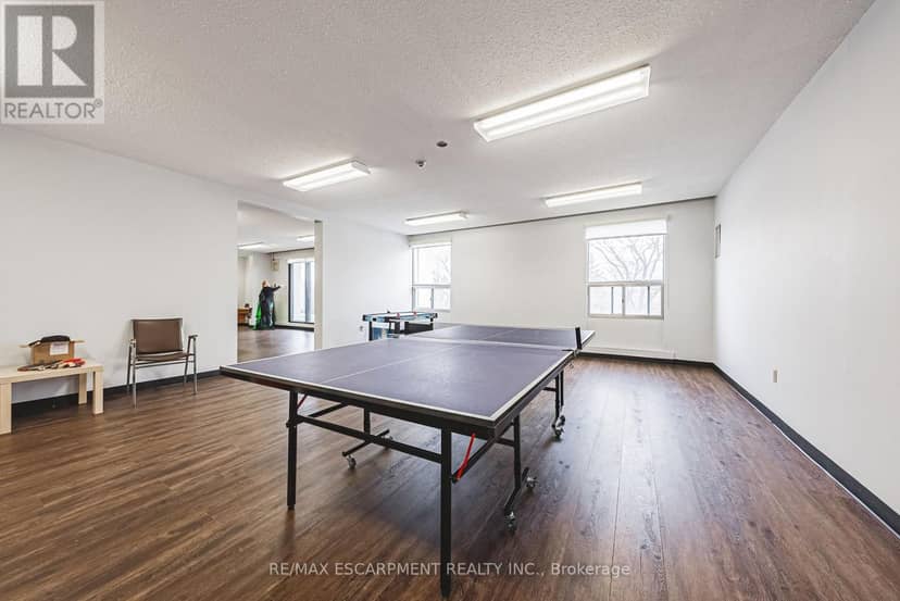 1105 - 2055 Upper Middle Road — photo 34 of 36