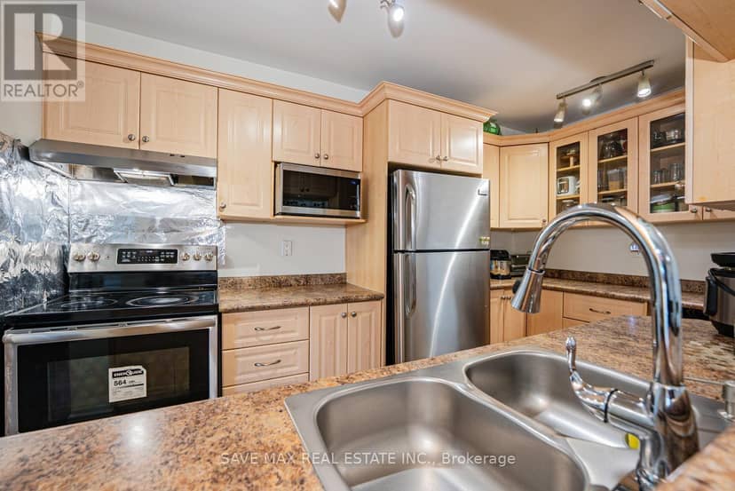 2105 - 4205 Shipp Drive — photo 26 of 35
