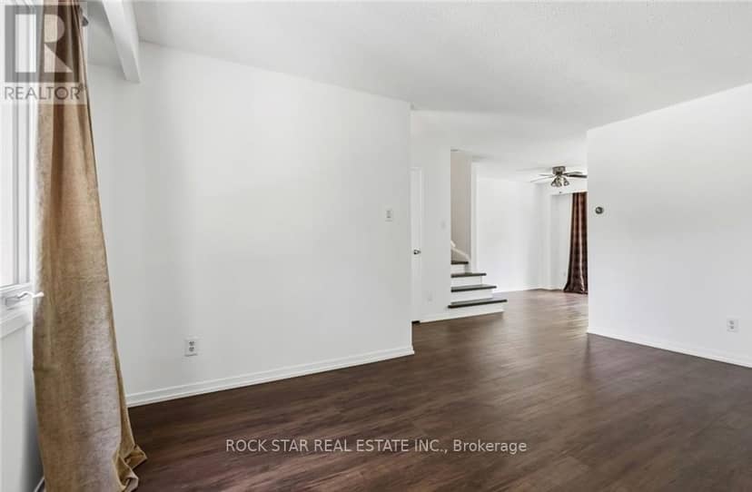 32 Lansing Square — photo 13 of 38