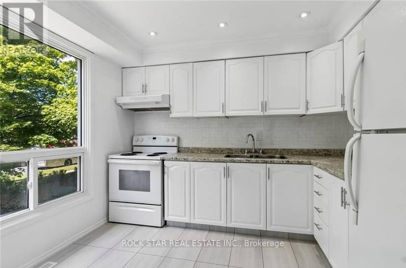 32 Lansing Square — photo 17 of 38
