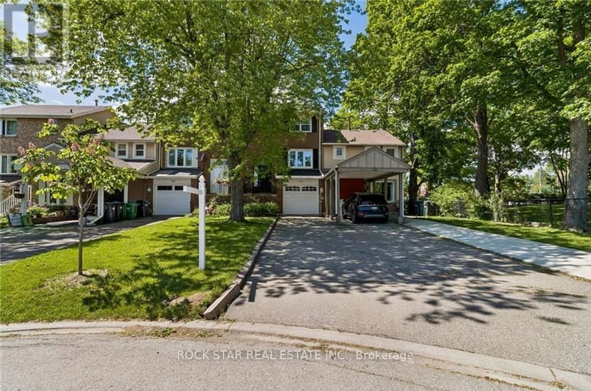 32 Lansing Square, Brampton, photo 3