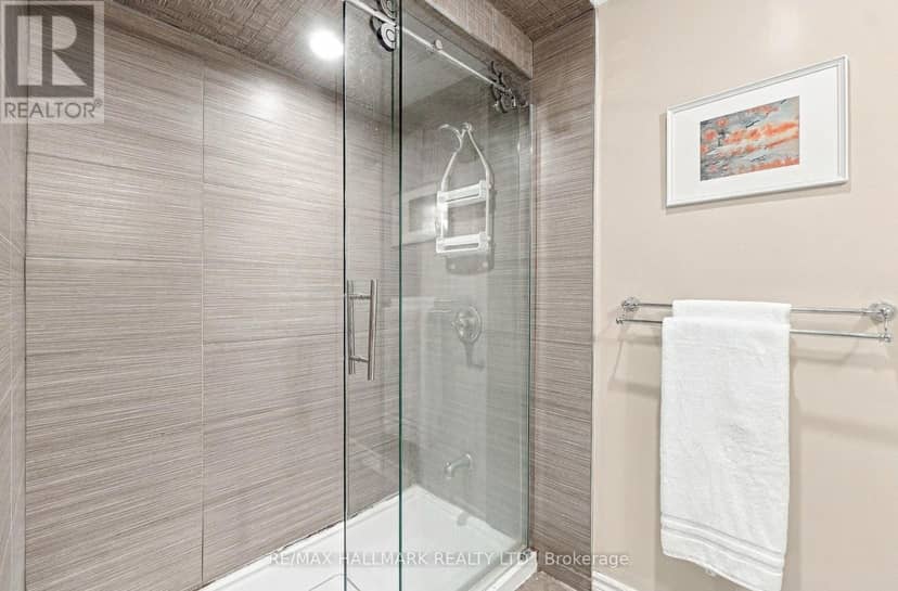 1246 Winterbourne Drive — photo 34 of 39