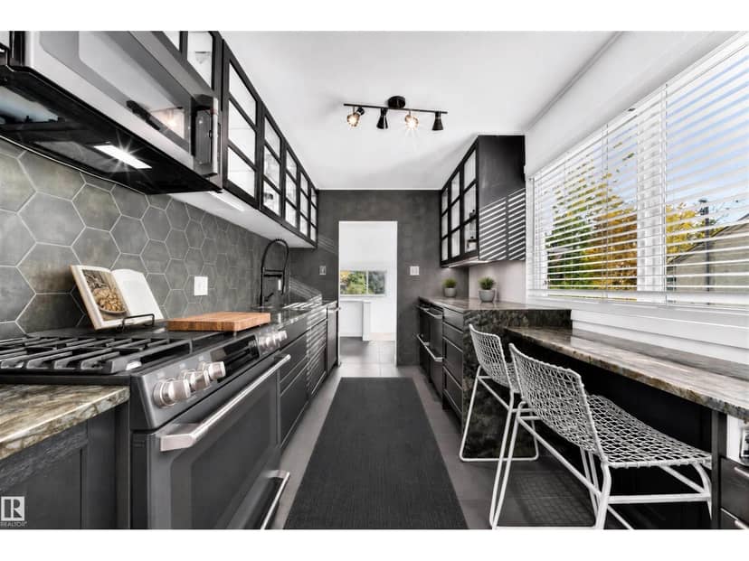 9506 72 AV NW, Edmonton, photo 5