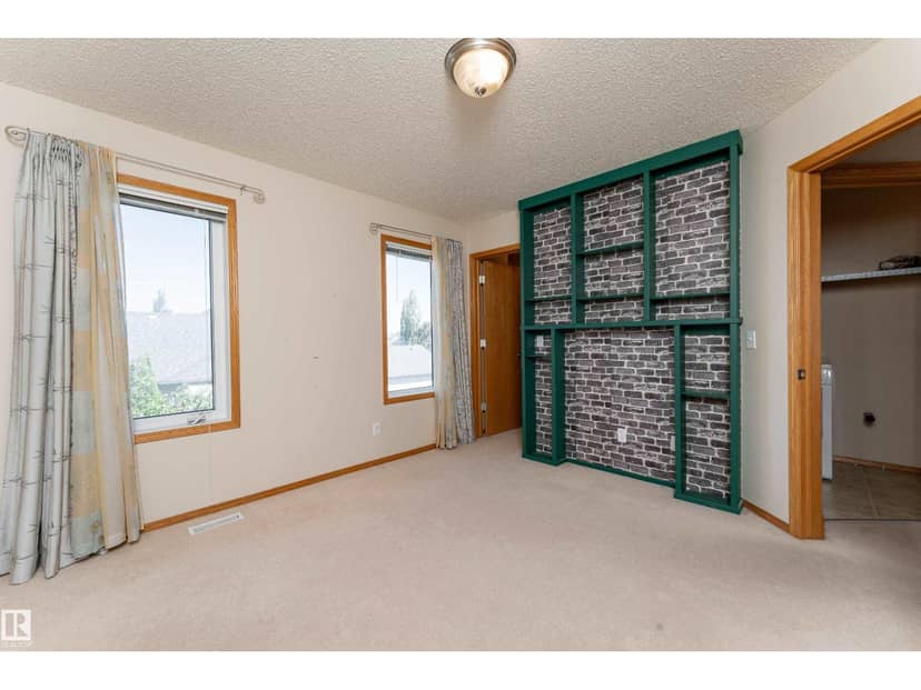10820 178 AV NW — photo 26 of 40