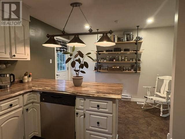 5 ALDER Avenue — photo 17 of 40