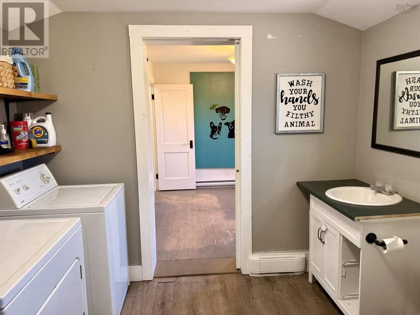 225 Water Street — photo 15 of 29
