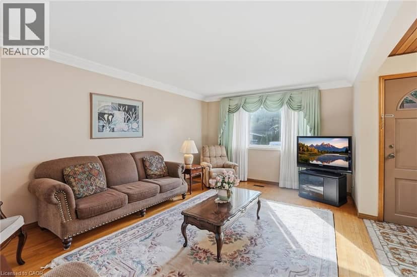 32 SAN FERNANDO Drive — photo 9 of 40
