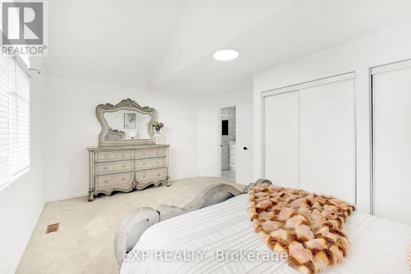 7283 Bread Fruit Lane — photo 15 of 28